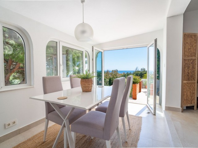 3 Makuuhuoneen Huvila Torreblanca