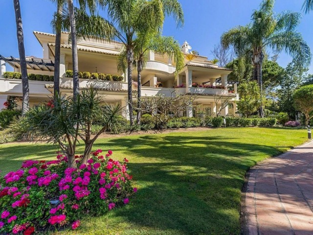 3 Makuuhuoneen Huoneisto Nueva Andalucía