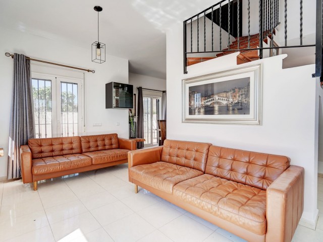 4 Makuuhuoneen Huvila Torreblanca