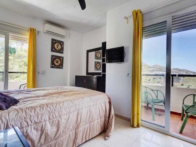 4 Makuuhuoneen Huvila Torreblanca