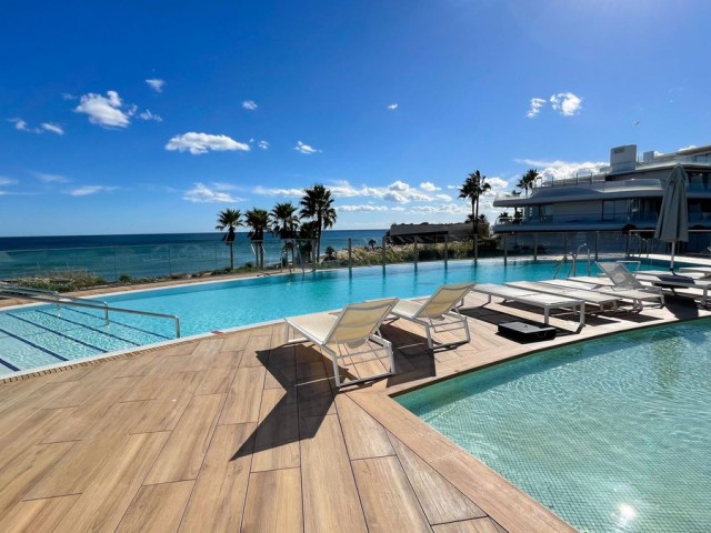 3 Makuuhuoneen Huoneisto Estepona