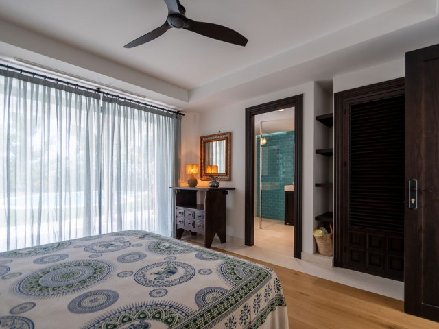 7 Bedrooms Villa in Guadalmina Baja