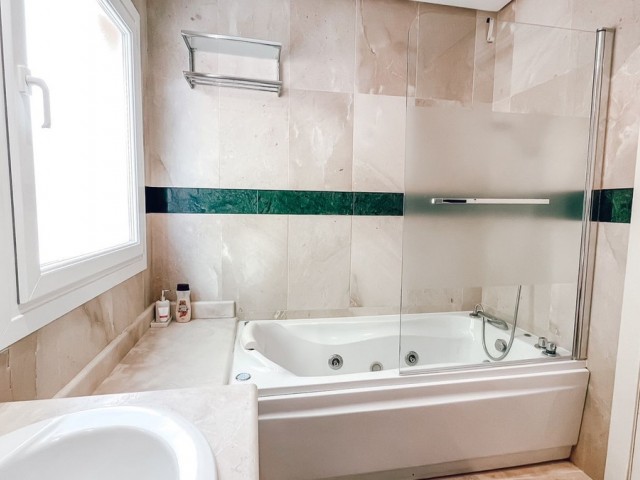 2 Bedrooms Apartment in Marbella