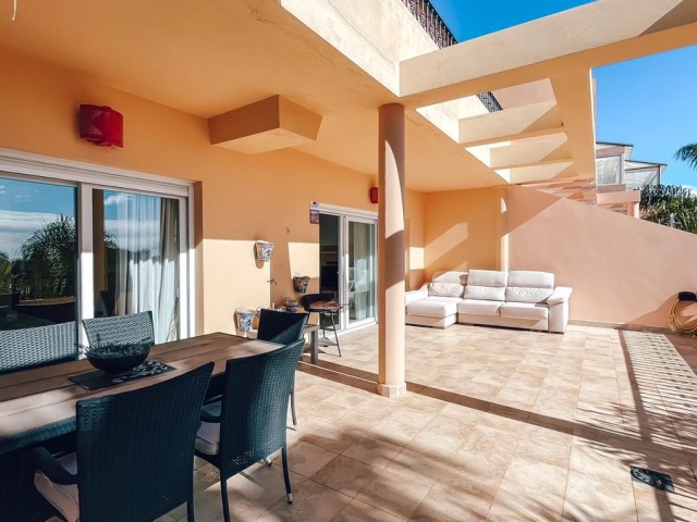 2 Bedrooms Apartment in Marbella