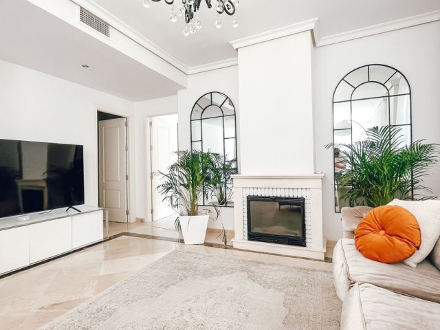 2 Makuuhuoneen Huoneisto Puerto Banús