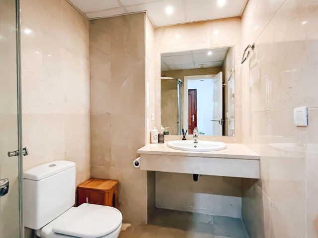 2 Makuuhuoneen Huoneisto Puerto Banús