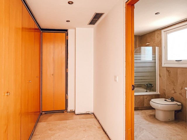 Takvåning i Guadalmina Alta