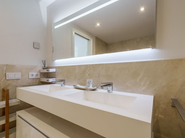 4 Makuuhuoneen Huoneisto Estepona