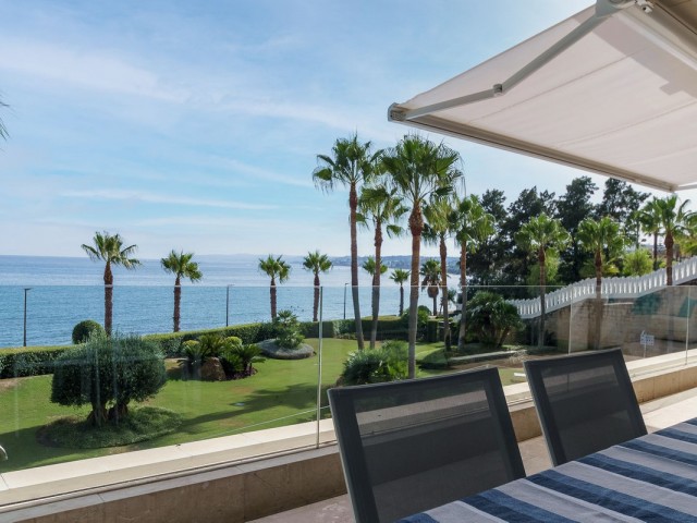 4 Makuuhuoneen Huoneisto Estepona