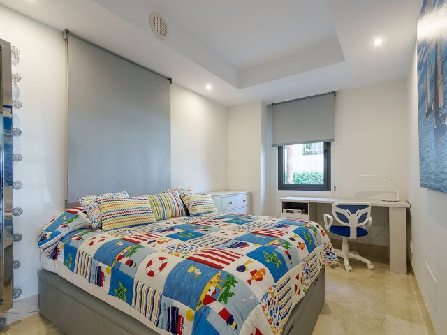 4 Makuuhuoneen Huoneisto Estepona