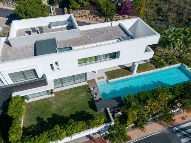 5 Makuuhuoneen Huvila Benahavís