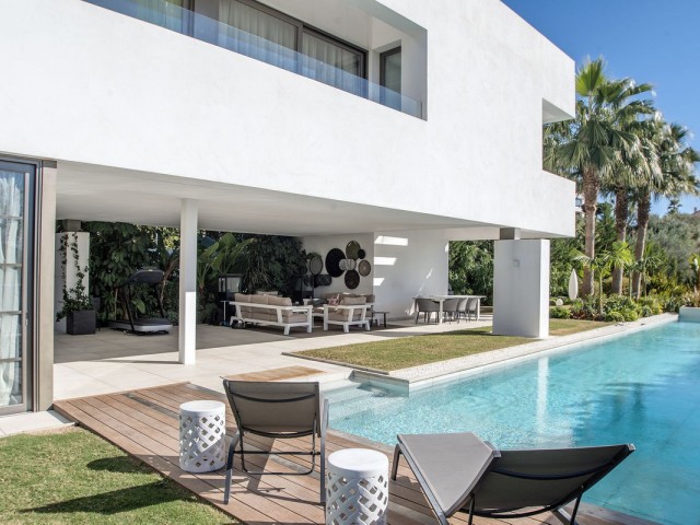 5 Makuuhuoneen Huvila Benahavís