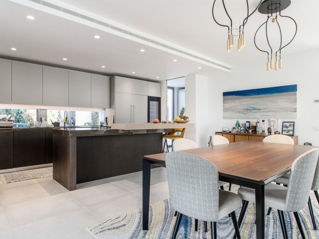 5 Makuuhuoneen Huvila Benahavís