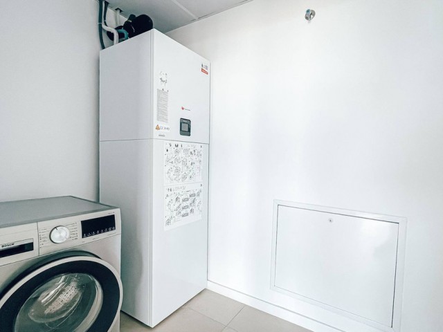 Apartamento con 3 Dormitorios  en Torremolinos