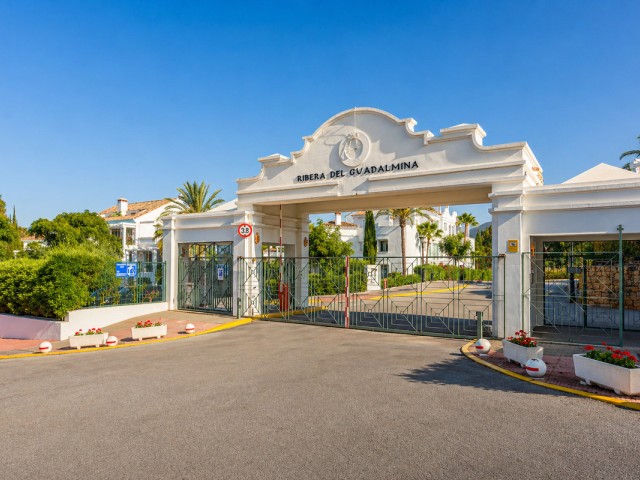 Leilighet, Guadalmina Alta, R5259631