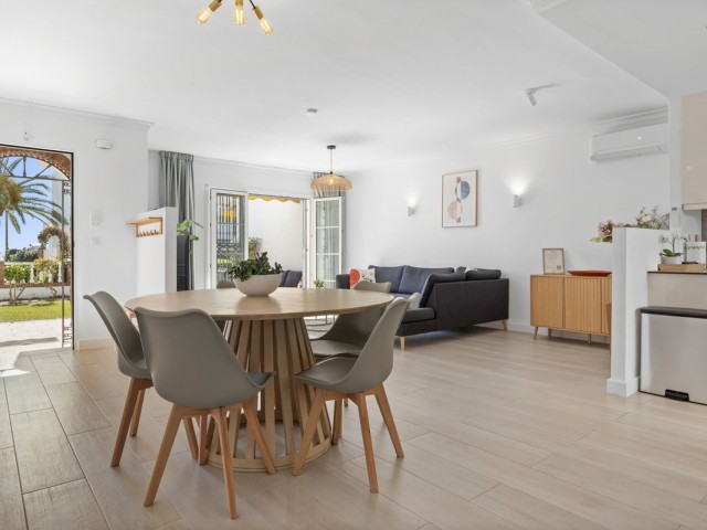 Maison mitoyenne avec 3 Chambres  à La Cala de Mijas