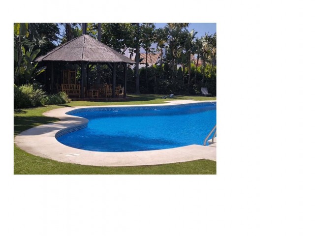 Kattohuoneisto Puerto Banús