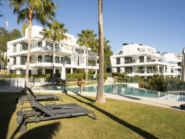 3 Bedrooms Apartment in Selwo