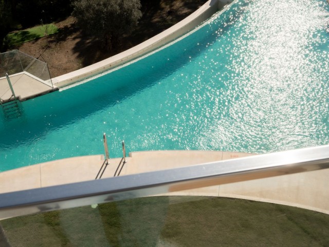 3 Bedrooms Apartment in Selwo