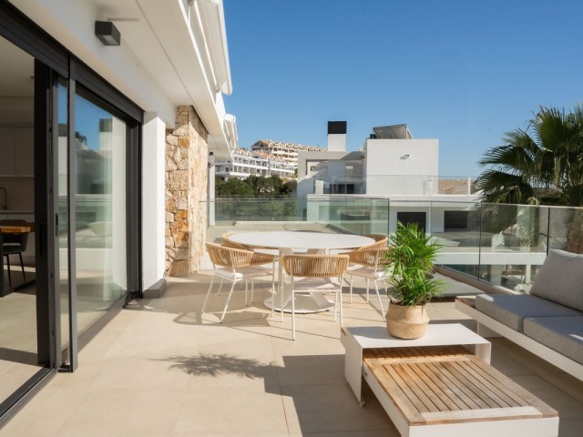 3 Bedrooms Apartment in Selwo