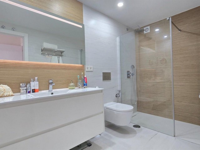 4 Makuuhuoneen Huoneisto Benalmadena