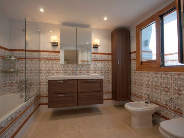 5 Bedrooms Villa in Sierra Blanca