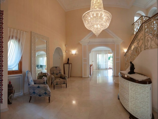 5 Bedrooms Villa in Sierra Blanca
