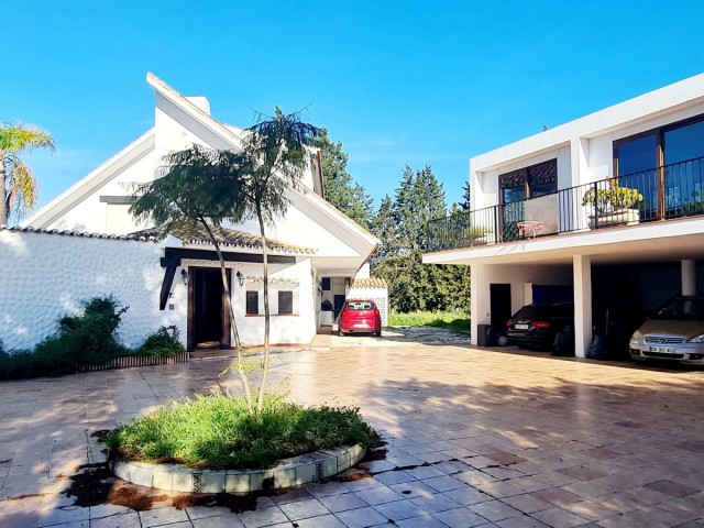 5 Sovrums Villa i Las Chapas