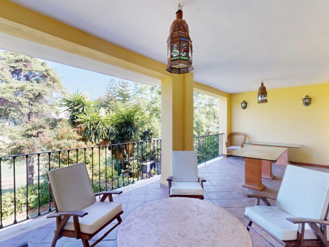 4 Makuuhuoneen Huoneisto Guadalmina Alta