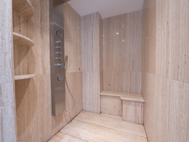 2 Schlafzimmer Apartment in Marbella