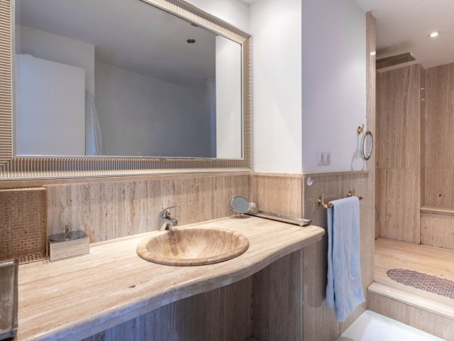 2 Schlafzimmer Apartment in Marbella