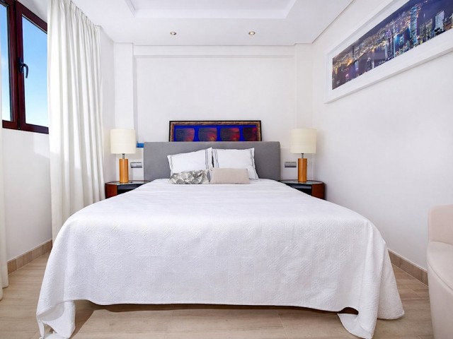 4 Schlafzimmer Apartment in Estepona
