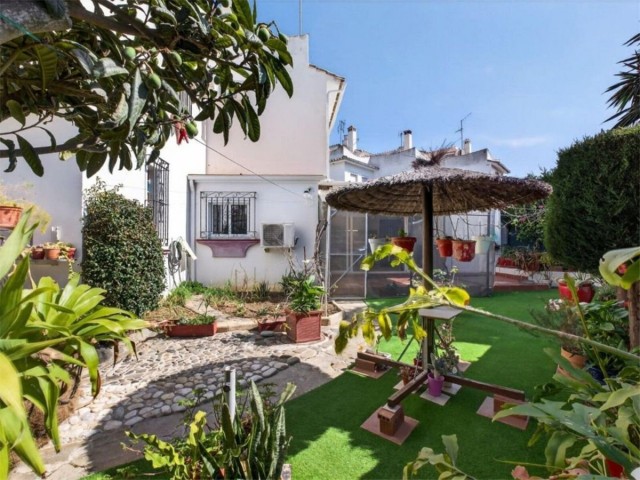 3 Makuuhuoneen Rivitalo Calahonda