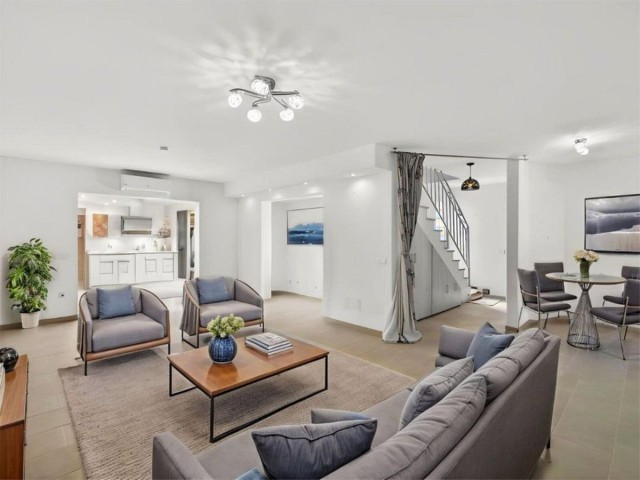 3 Makuuhuoneen Rivitalo Calahonda