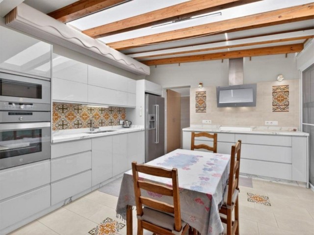 3 Makuuhuoneen Rivitalo Calahonda