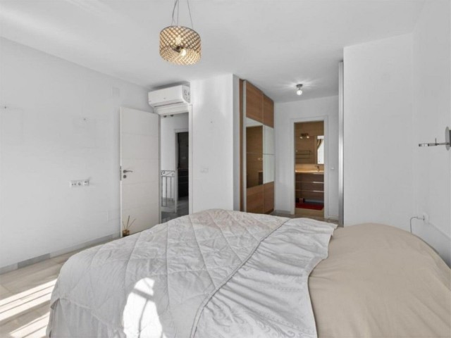 3 Makuuhuoneen Rivitalo Calahonda