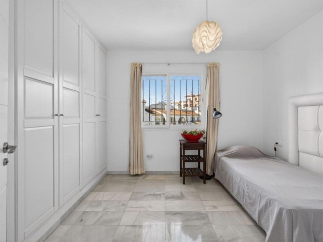 3 Makuuhuoneen Rivitalo Calahonda