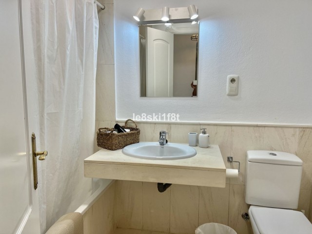 Appartement avec 2 Chambres  à Calahonda