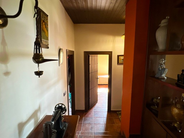 5 Soveroms Villa i Valtocado