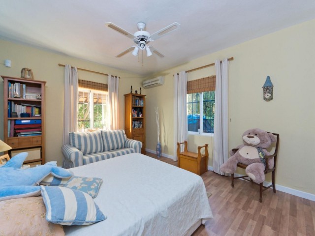 5 Makuuhuoneen Huvila Mijas