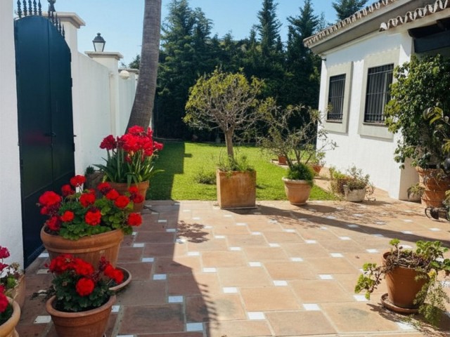 4 Schlafzimmer Villa in Estepona