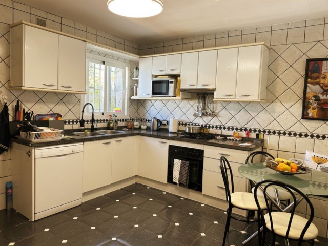 4 Schlafzimmer Villa in Estepona