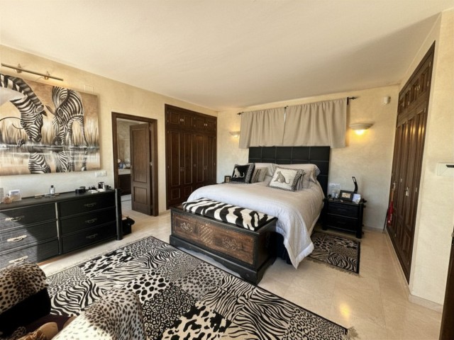 4 Schlafzimmer Villa in Estepona