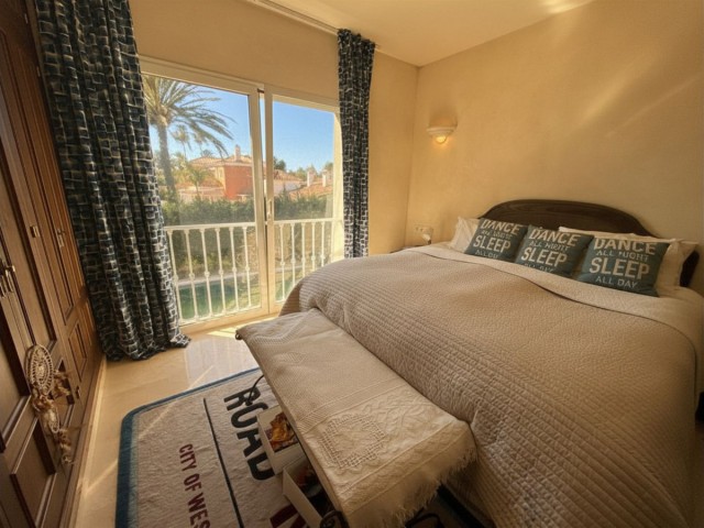 4 Schlafzimmer Villa in Estepona