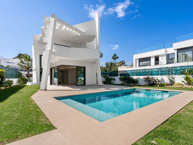 Villa, Atalaya, R5357557