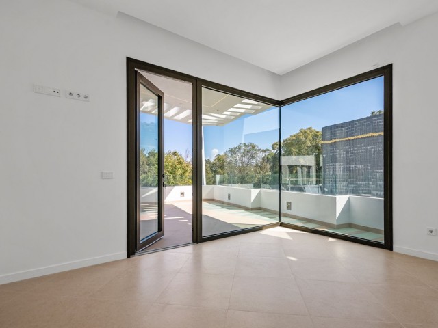 4 Soveroms Villa i Atalaya