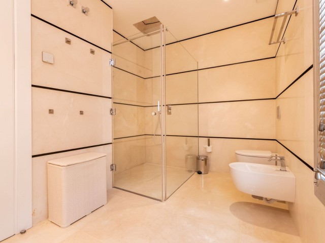 4 Makuuhuoneen Huvila San Pedro de Alcántara