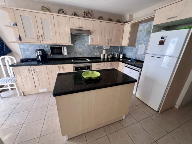 3 Slaapkamer Rijtjeshuis in New Golden Mile