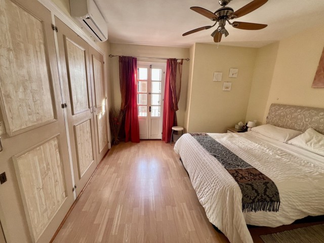 3 Slaapkamer Rijtjeshuis in New Golden Mile