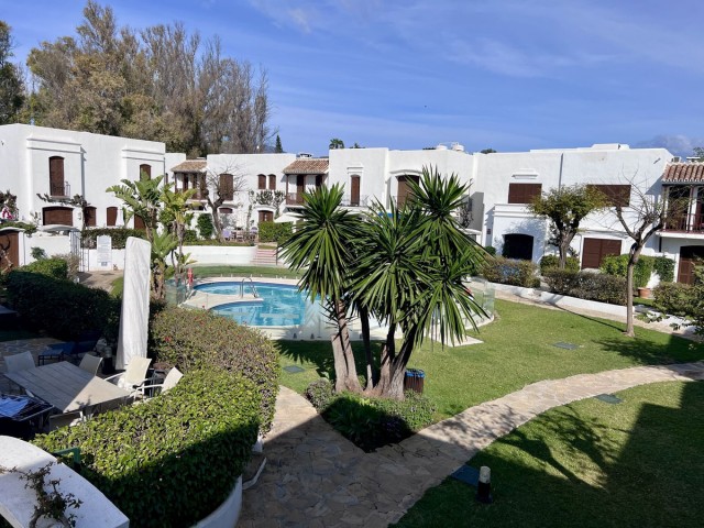 3 Slaapkamer Rijtjeshuis in New Golden Mile